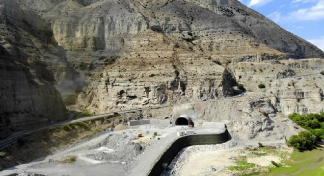  Pirinkayalar Tüneli’nde ışık göründü